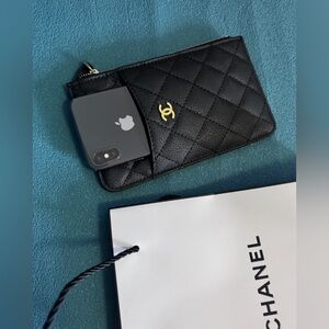 CHANEL GWP POUCH PHONE/CARD HOLDER
